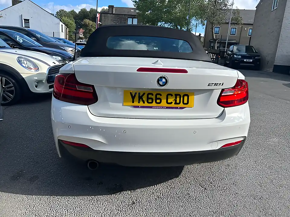 Used 2005 BMW 2 Series M Sport White - Interior and Exterior details 5