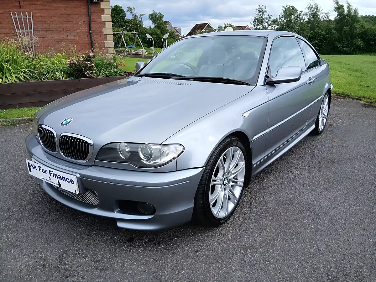 Used 2005 BMW 3 Series 325 Sport Silver - Interior and Exterior details 6