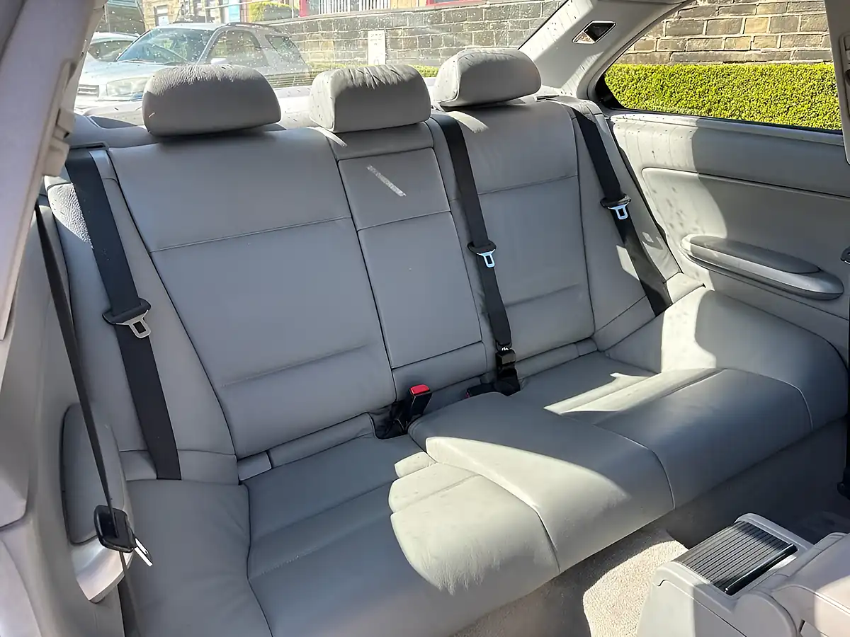 Used 2005 BMW 3 Series Se Grey - Interior and Exterior details 18