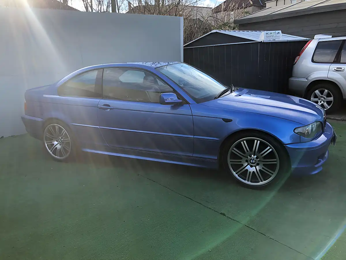 Used 2005 BMW 3 Series Sport Coupe Blue - Interior and Exterior details 4