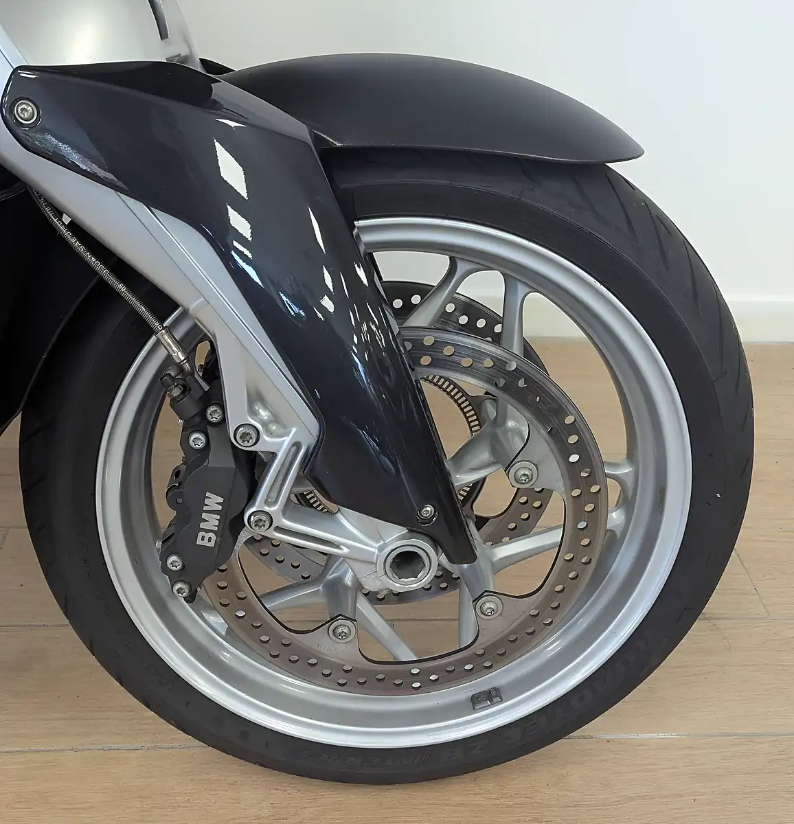 Used 2005 BMW K 1200 R Naked - Interior and Exterior details 17