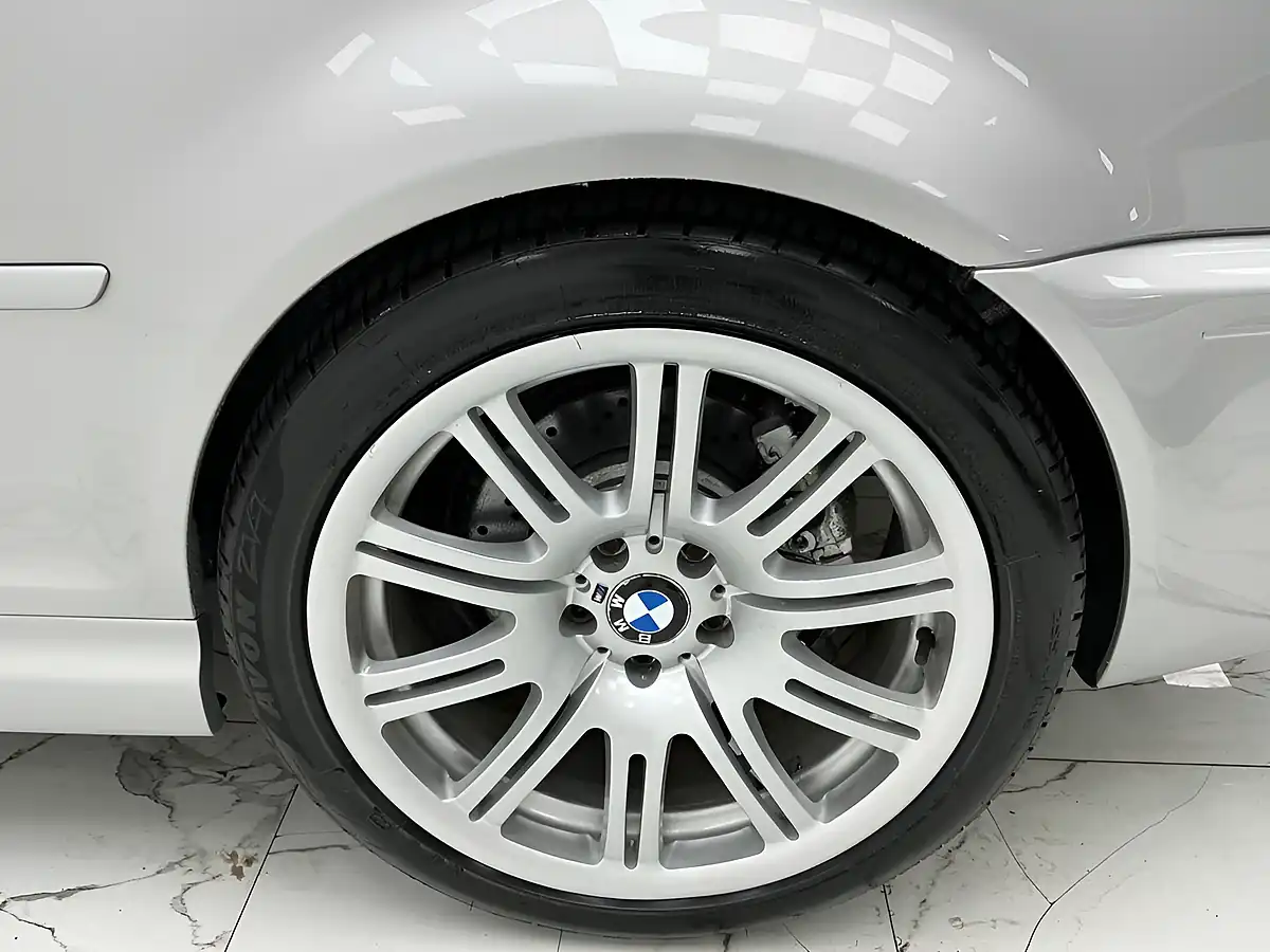 Used 2005 BMW M3 Coupe Silver - Interior and Exterior details 18