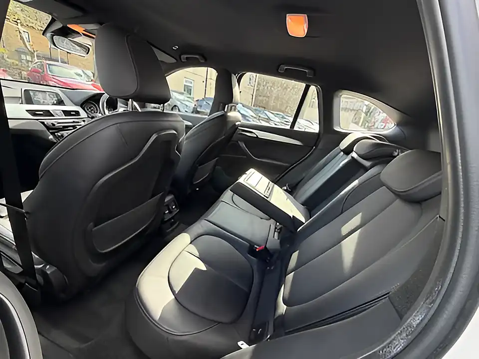 Used 2005 BMW X1 M Sport Alpine White - Interior and Exterior details 9