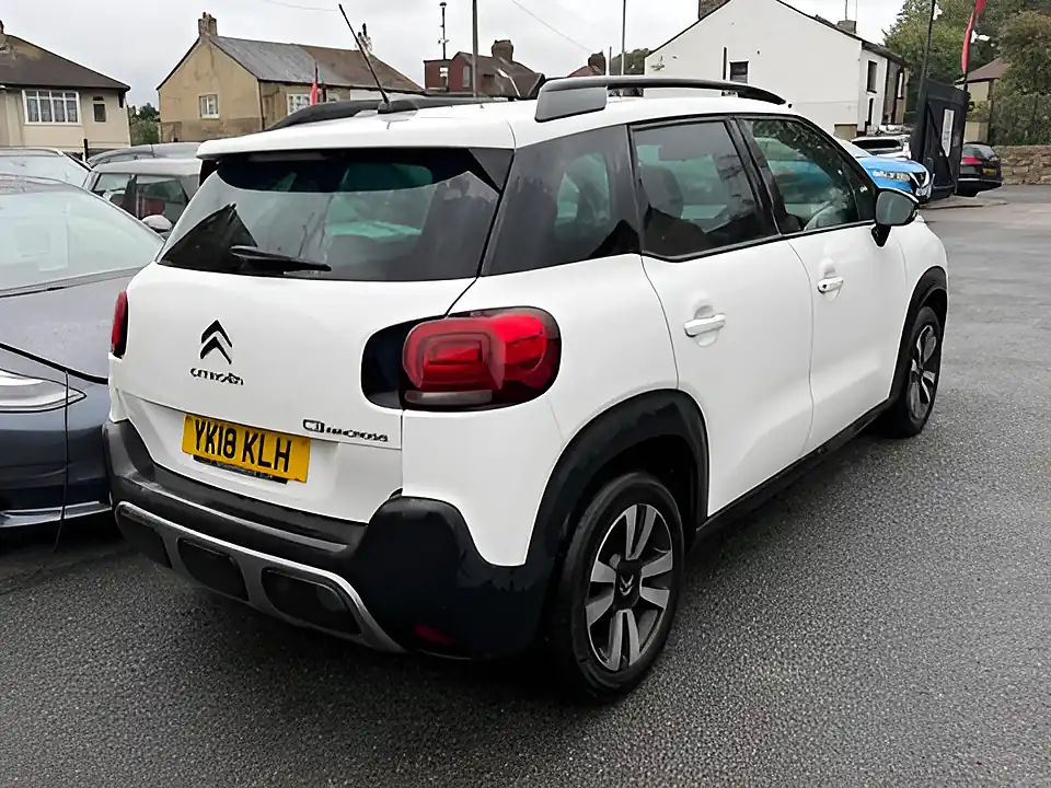 Used 2005 Citroen C3 Aircross Feel White - Interior and Exterior details 3