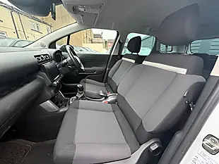 Used 2005 Citroen C3 Aircross Feel White - Interior and Exterior details 7