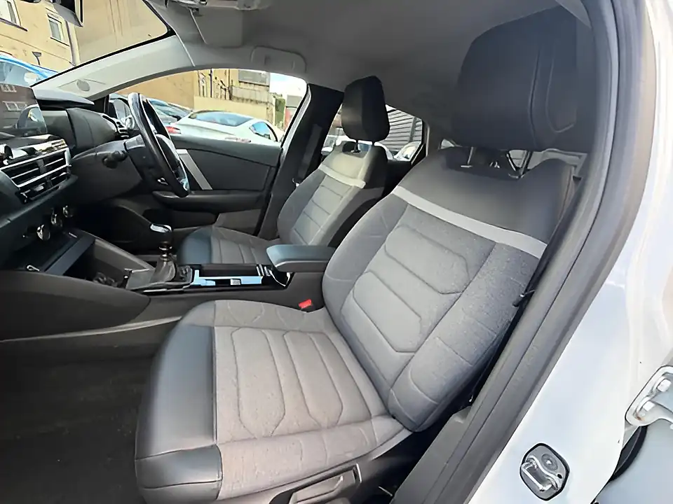 Used 2005 Citroen C4 C-Series Edition S/S White - Interior and Exterior details 8