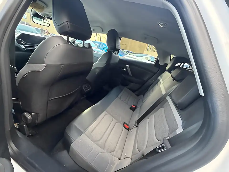 Used 2005 Citroen C4 C-Series Edition S/S White - Interior and Exterior details 9
