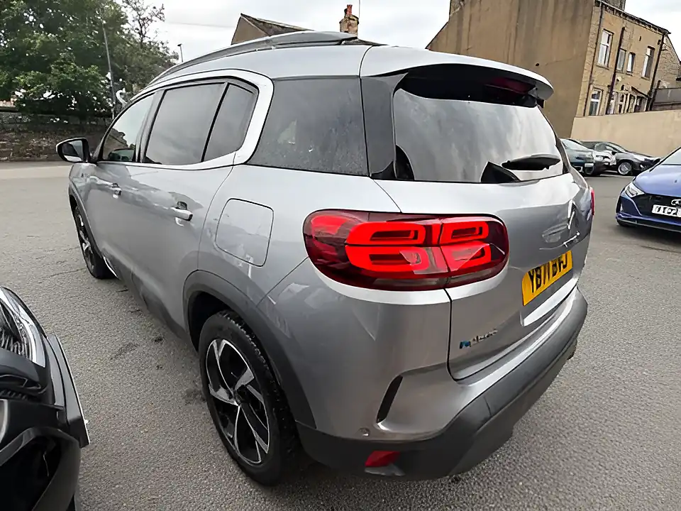 Used 2005 Citroen C5 Aircross Shine Grey - Interior and Exterior details 4
