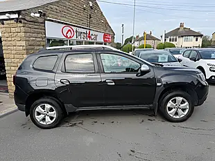 Used 2005 Dacia Duster Comfort Black - Interior and Exterior details 4