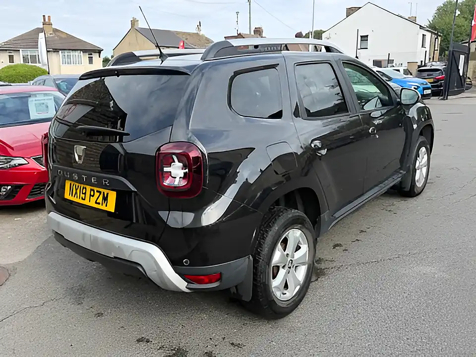 Used 2005 Dacia Duster Comfort Black - Interior and Exterior details 7