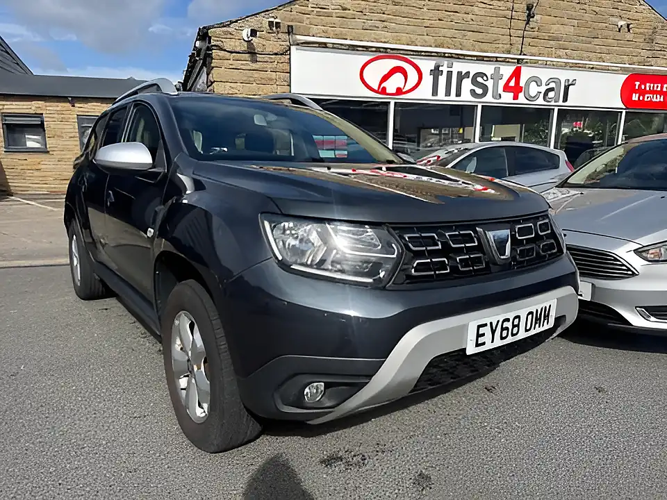 Used 2005 Dacia Duster Comfort Grey - Front View