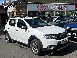 Used 2005 Dacia Sandero Stepway Comfort White - Interior and Exterior details 10