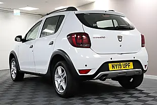 Used 2005 Dacia Sandero Stepway Comfort White - Interior and Exterior details 14