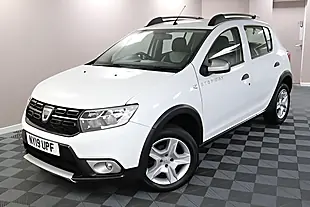 Used 2005 Dacia Sandero Stepway Comfort White - Interior and Exterior details 5