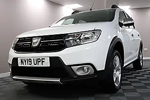 Used 2005 Dacia Sandero Stepway Comfort White - Interior and Exterior details 8