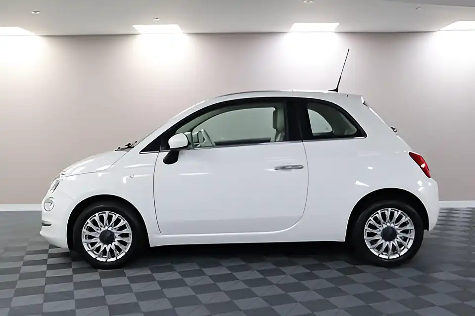 Used 2005 Fiat 500 Lounge White - Interior and Exterior details 11