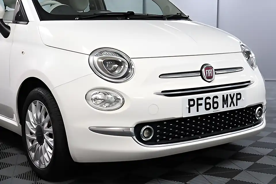 Used 2005 Fiat 500 Lounge White - Interior and Exterior details 13