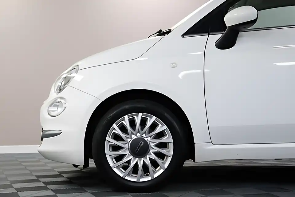 Used 2005 Fiat 500 Lounge White - Interior and Exterior details 14