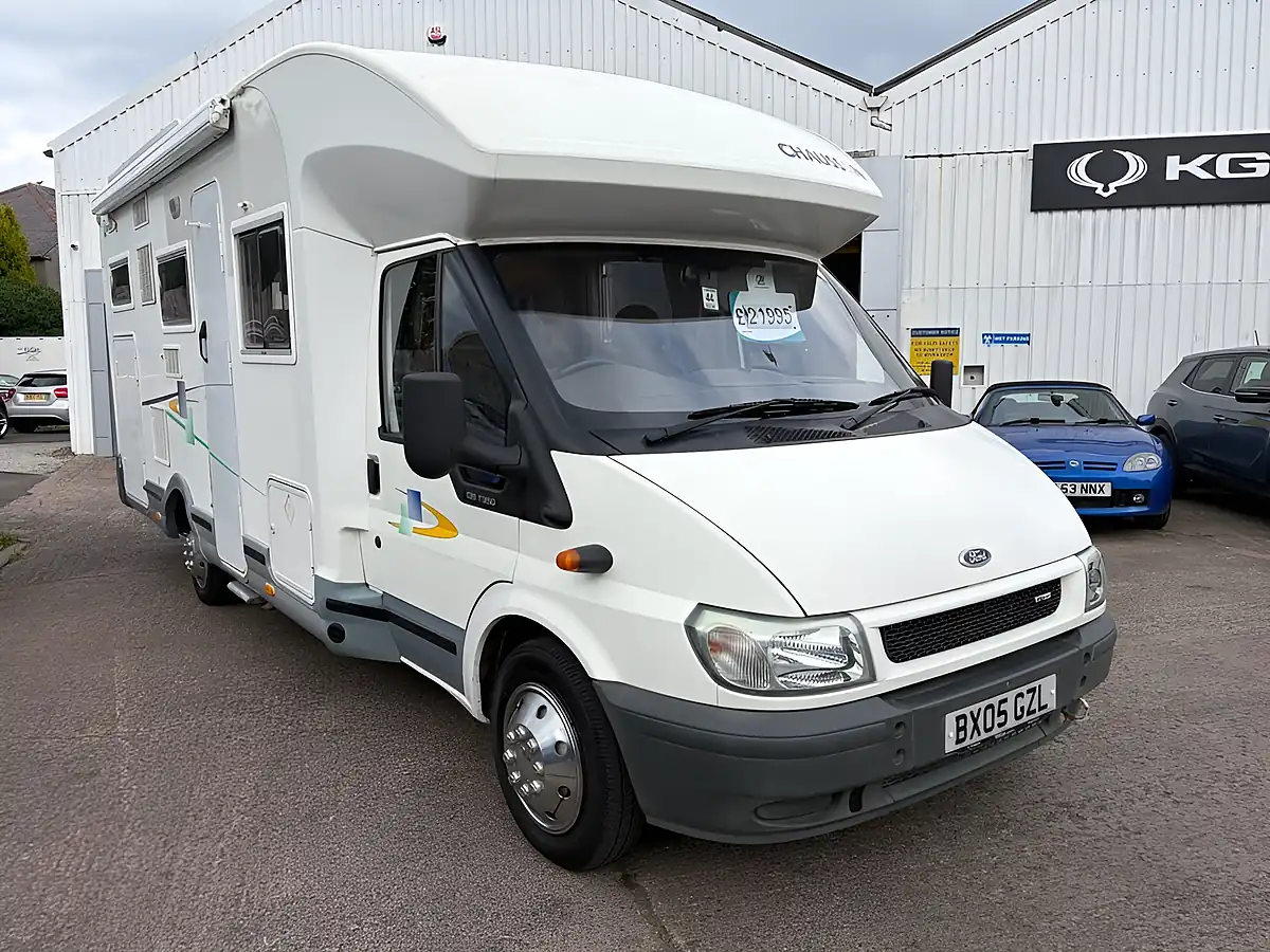 Used 2005 Ford Chausson Odyssee 92 White - Front View