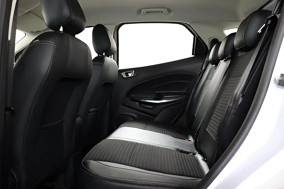 Used 2005 Ford Ecosport Titanium White - Interior and Exterior details 17
