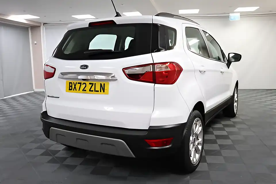 Used 2005 Ford Ecosport Titanium White - Interior and Exterior details 9