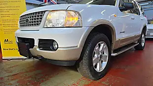Used 2005 Ford Explorer Eddie Bauer White - Interior and Exterior details 18