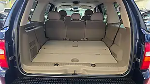 Used 2005 Ford Explorer Xlt 7 Seats Leather Blue - Interior and Exterior details 13
