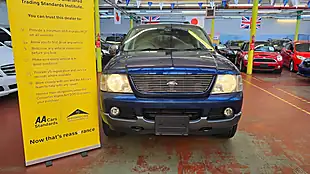 Used 2005 Ford Explorer Xlt 7 Seats Leather Blue - Interior and Exterior details 2