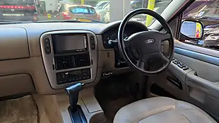 Used 2005 Ford Explorer Xlt 7 Seats Leather Blue - Interior and Exterior details 8