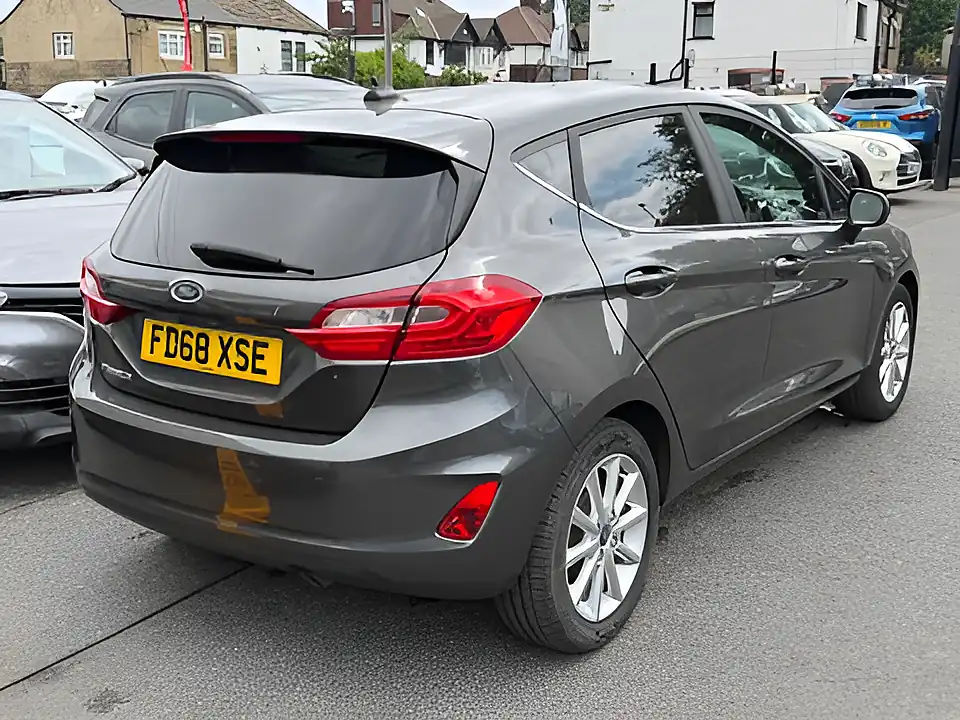Used 2005 Ford Fiesta Titanium Grey - Interior and Exterior details 7