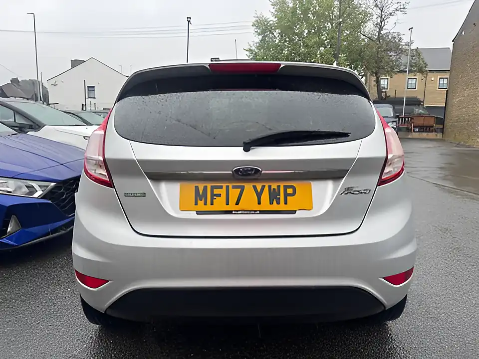 Used 2005 Ford Fiesta Titanium Silver - Interior and Exterior details 3