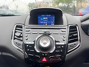 Used 2005 Ford Fiesta Titanium Silver - Interior and Exterior details 8