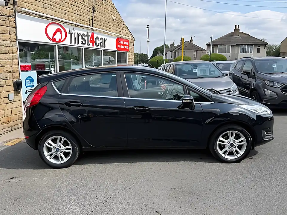Used 2005 Ford Fiesta Zetec Black - Interior and Exterior details 6