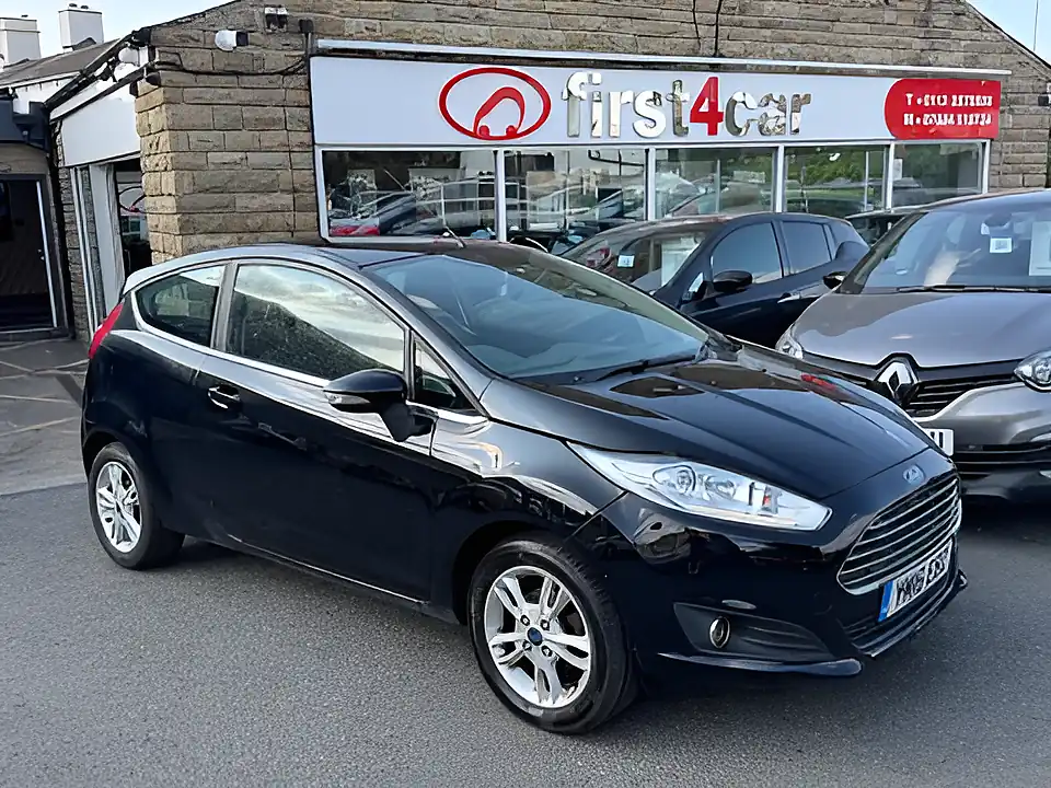 Used 2005 Ford Fiesta Zetec Black - Front View