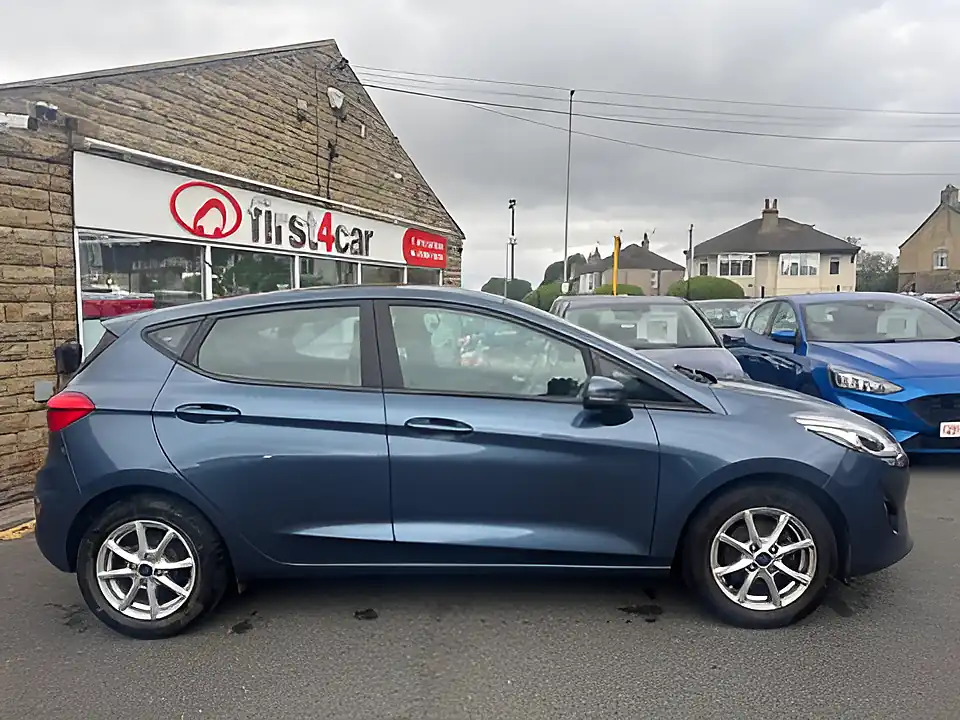 Used 2005 Ford Fiesta Zetec Blue - Interior and Exterior details 3