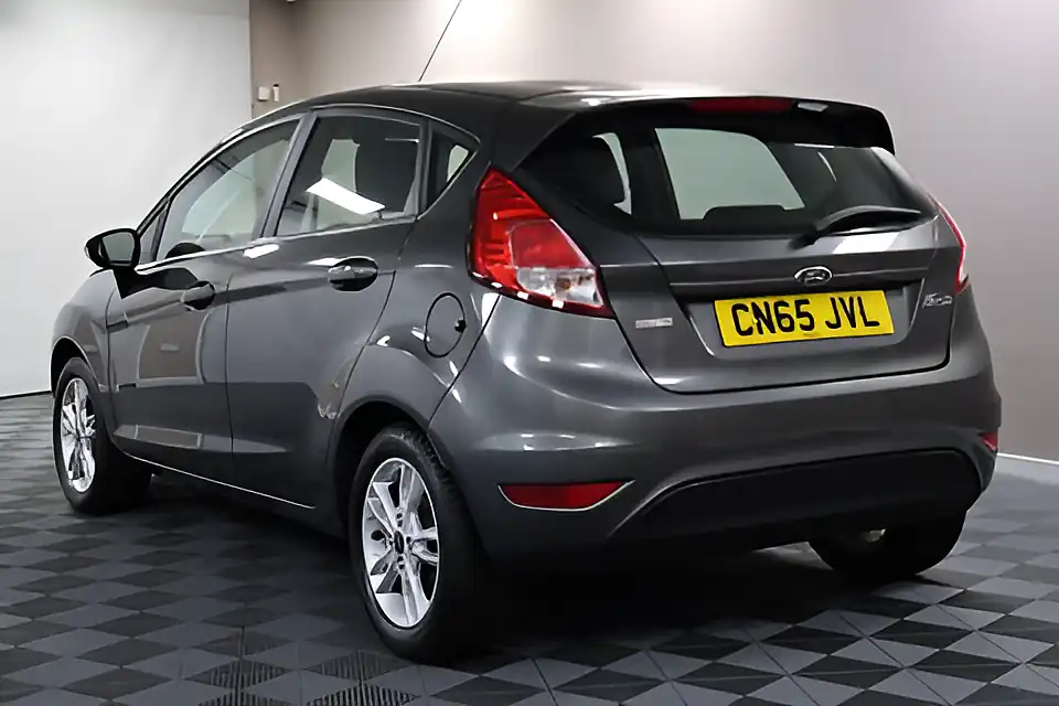 Used 2005 Ford Fiesta Zetec Grey - Interior and Exterior details 8