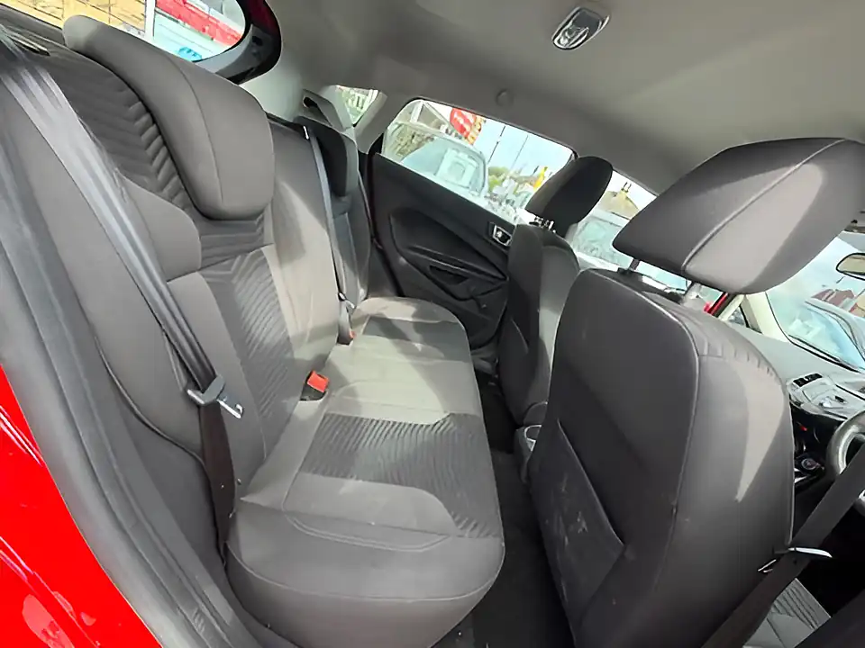 Used 2005 Ford Fiesta Zetec Red - Interior and Exterior details 10