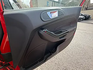 Used 2005 Ford Fiesta Zetec Red - Interior and Exterior details 11