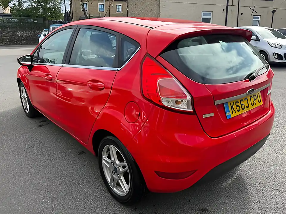 Used 2005 Ford Fiesta Zetec Red - Interior and Exterior details 7