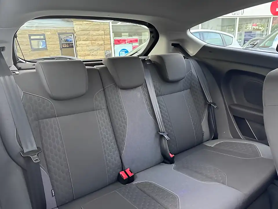 Used 2005 Ford Fiesta Zetec S Grey - Interior and Exterior details 11