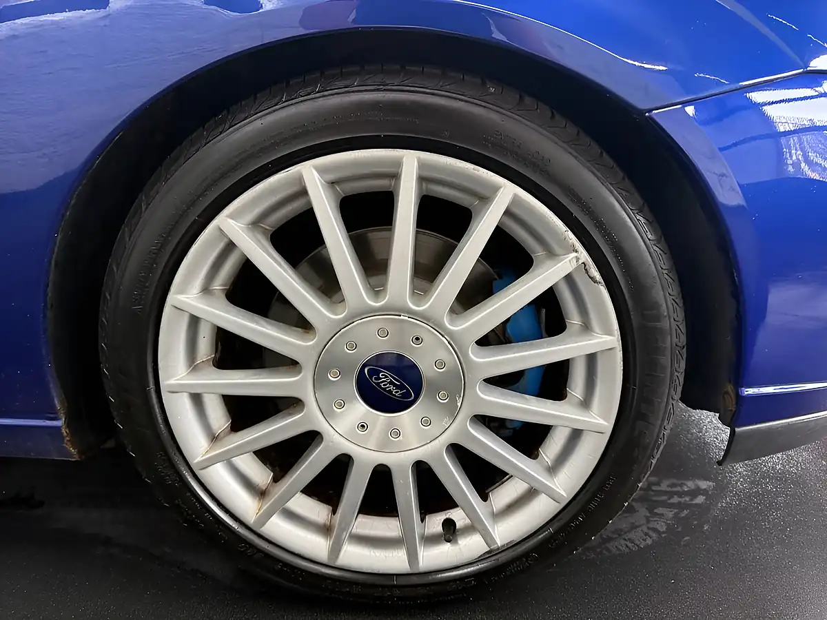 Used 2005 Ford Focus ST-170 Blue - Interior and Exterior details 17