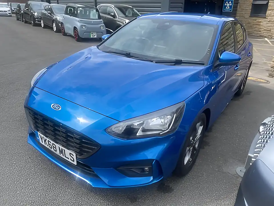Used 2005 Ford Focus ST-Line Blue - Interior and Exterior details 3