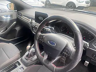 Used 2005 Ford Focus ST-Line Blue - Interior and Exterior details 8