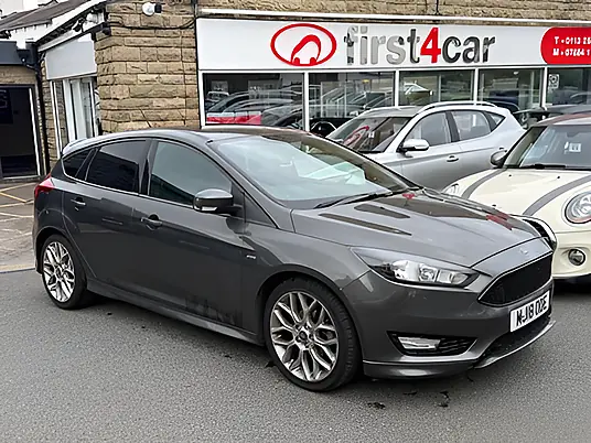 2018 Ford Focus ST-LINE