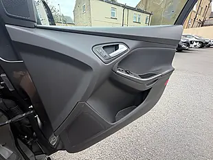 Used 2005 Ford Focus ST-Line Grey - Interior and Exterior details 15