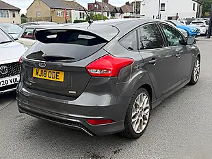 Used 2005 Ford Focus ST-Line Grey - Interior and Exterior details 4