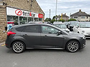 Used 2005 Ford Focus ST-Line Grey - Interior and Exterior details 7