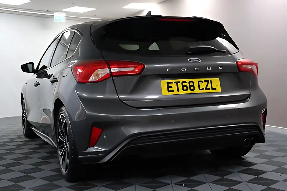 Used 2005 Ford Focus ST-Line X Grey - Interior and Exterior details 14