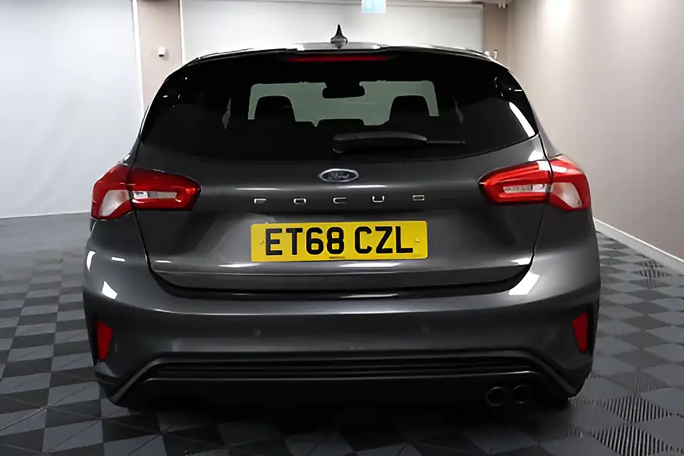 Used 2005 Ford Focus ST-Line X Grey - Interior and Exterior details 7