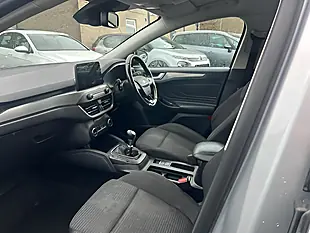 Used 2005 Ford Focus Titanium Moondust Silver - Interior and Exterior details 4